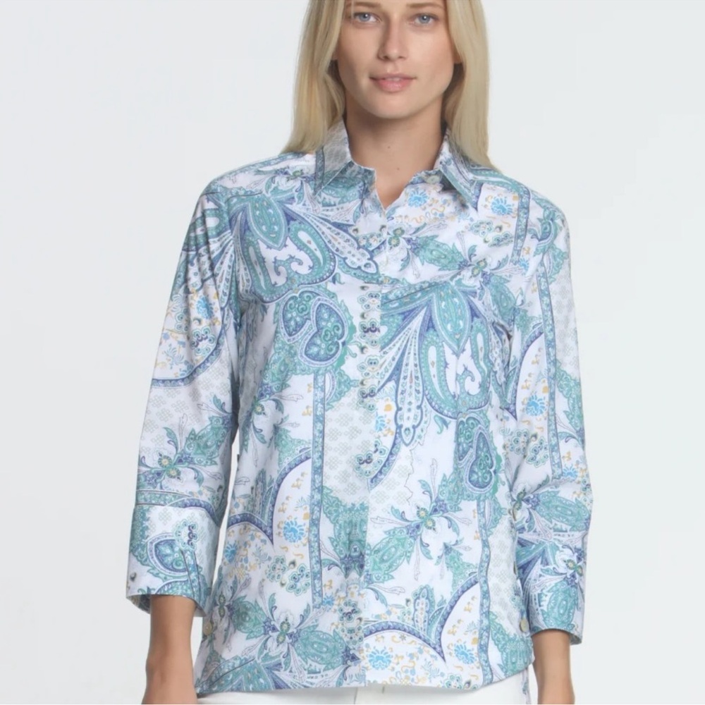Hinson Wu Luxury 3/4 Sleeve Paisley Print Shirt In White
Size: L
$121 $250